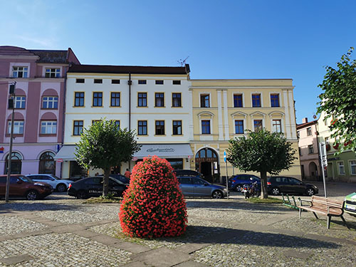 Stavební úpravy a nástavba hotelu Praha Broumov