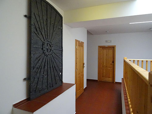 Stavební úpravy a nástavba hotelu Praha Broumov
